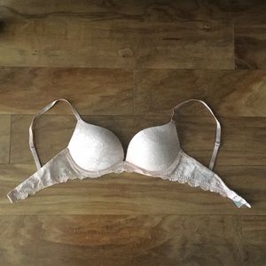 Victoria’s Secret Biofit push up bra 34B